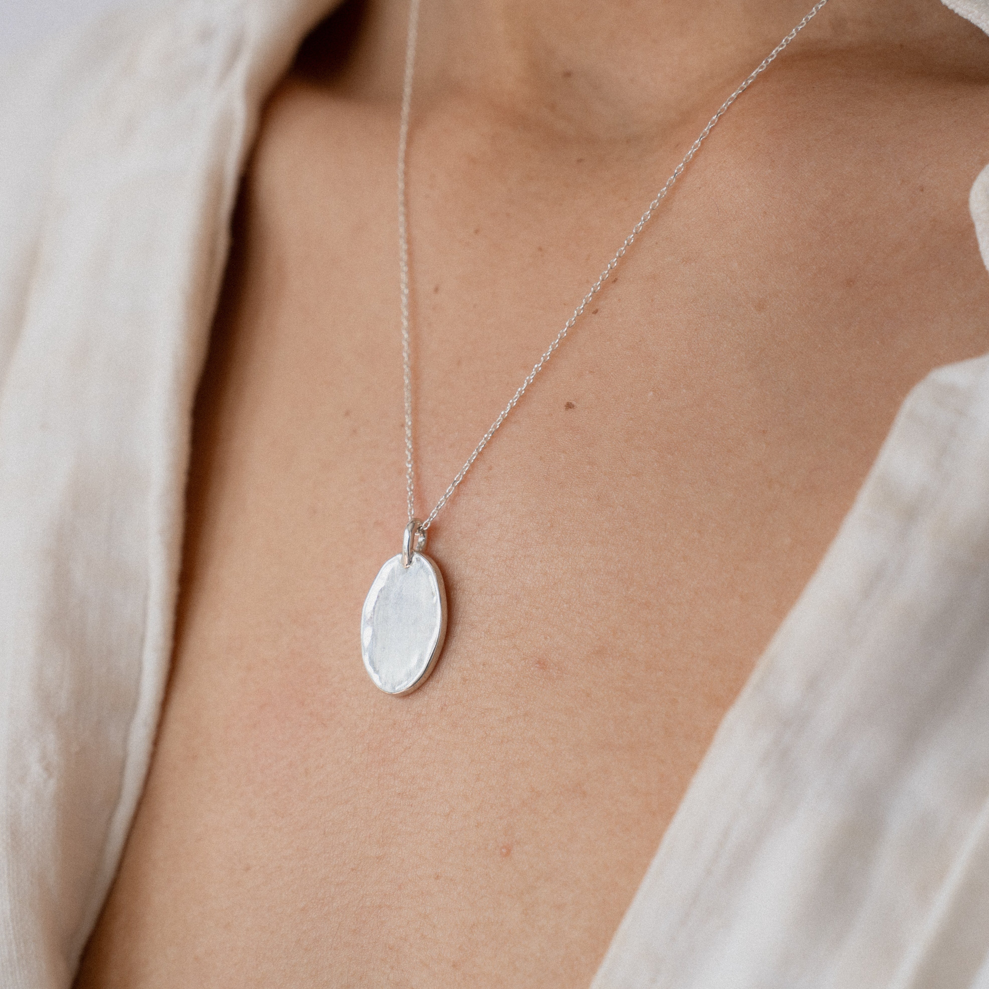 FRIDA NECKLACE