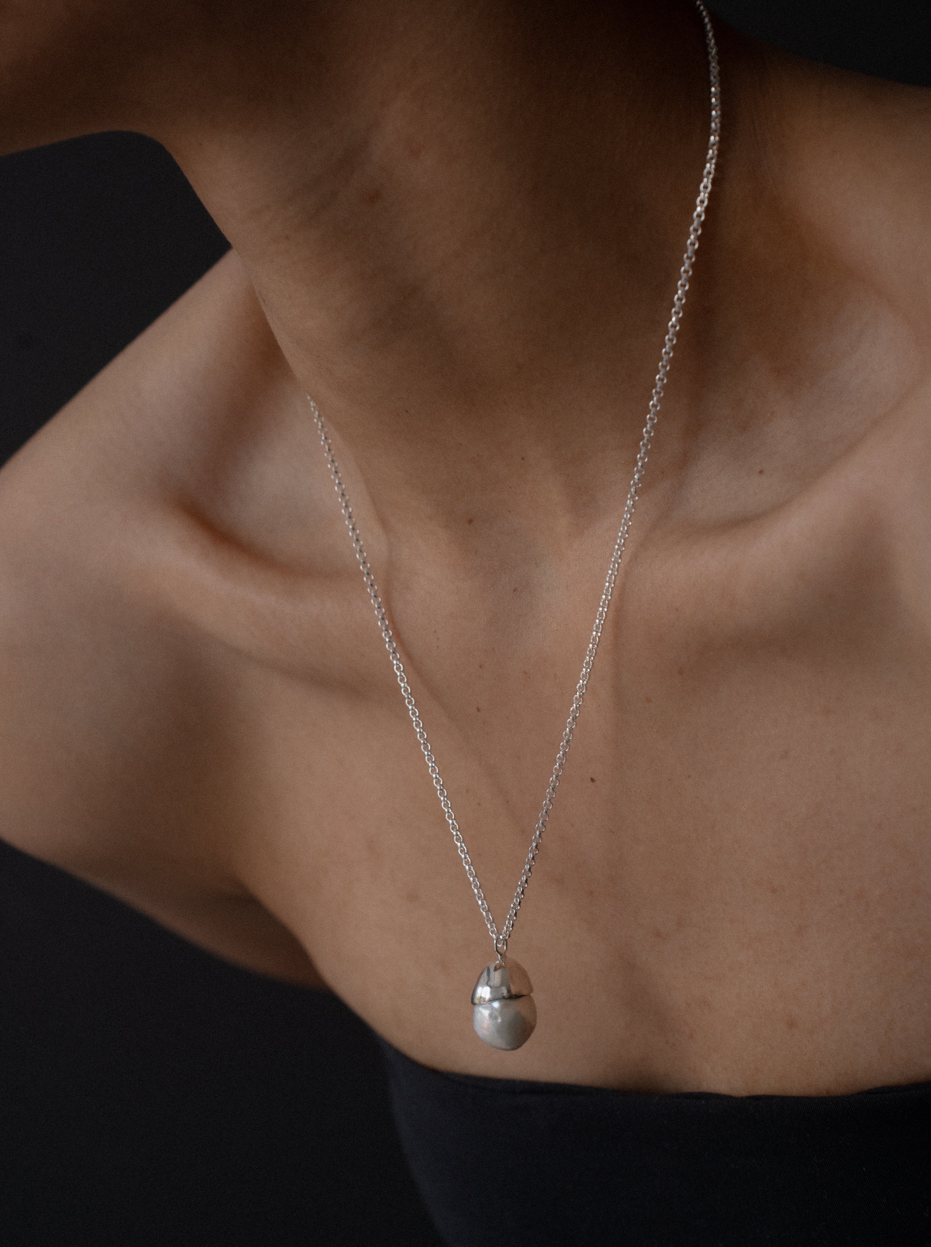 PEARL DROP NECKLACE